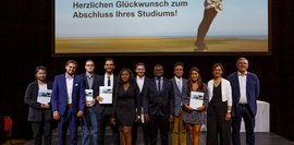 HDBW Absolventenfeier 2022 Wappenhalle - Absolvent*innen Digital Business Modelling & Entrepreneurship