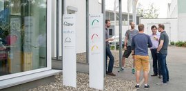 Studentisches Leben HDBW Bamberg - Studienpause vorm Gebäude