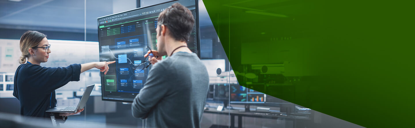 Bachelorstudium Wirtschaftsinformatik München - Arbeitsteam in der Business Intelligence