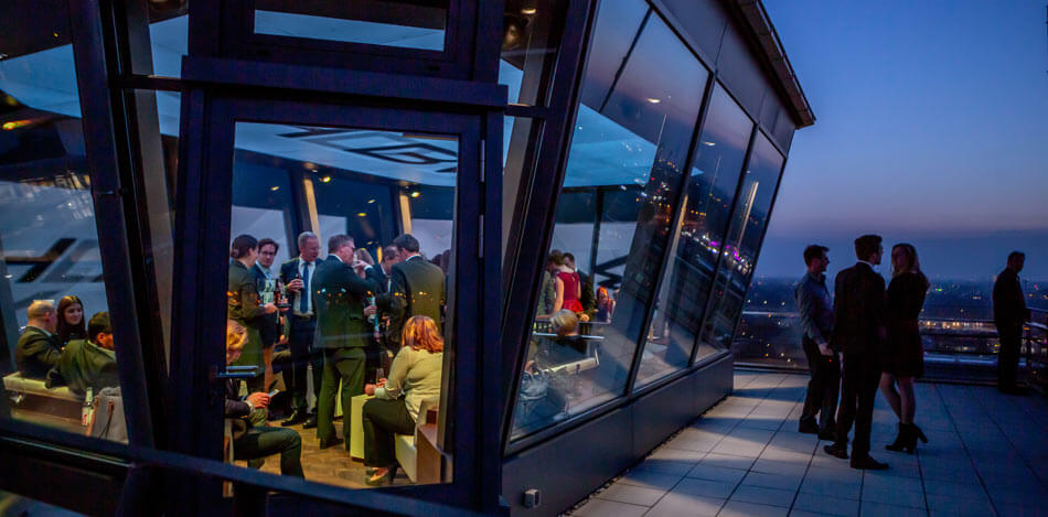 HDBW Absolventenfeier 2019 HDBW Absolventenfeier 2019 - Ausblick über München im Brainlab Tower