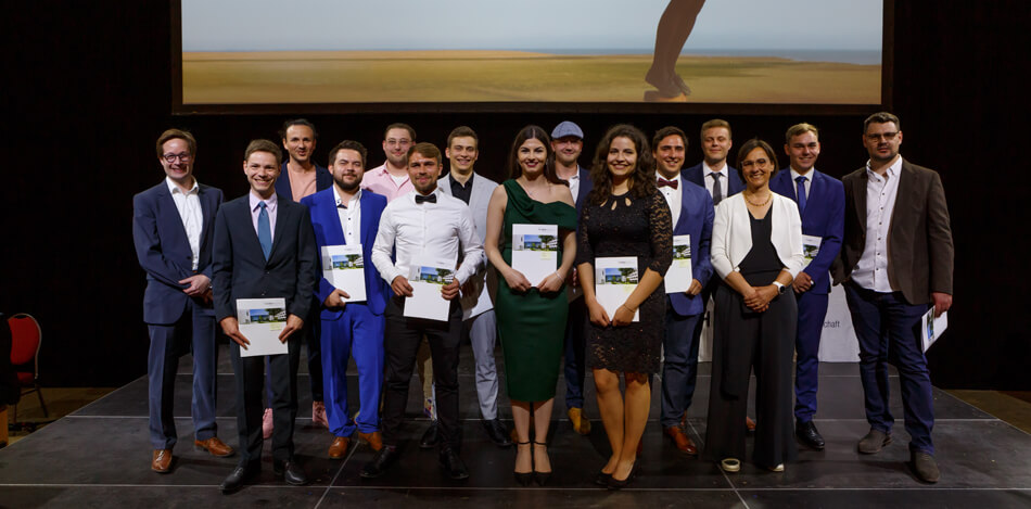 HDBW Absolventenfeier 2022 Wappenhalle HDBW Absolventenfeier 2022 Wappenhalle - Absolvent*innen Maschinenbau