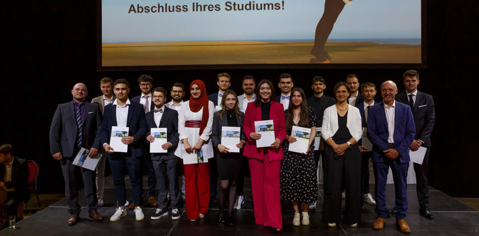 HDBW Absolventenfeier 2022 Wappenhalle HDBW Absolventenfeier 2022 Wappenhalle - Absolvent*innen Wirtschaftsingenieurwesen