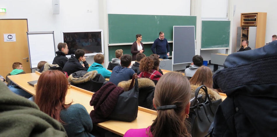 Huber Schulen beim Präsentationstag an der HDBW 