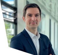 HDBW-Professor Dr. Stefan Pasch - Foto auf dem Campus