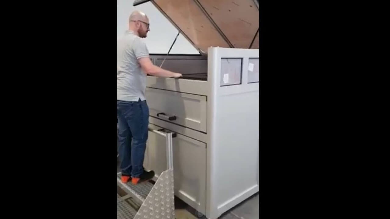 zum Laden des Video bitte anklicken Platzhalter