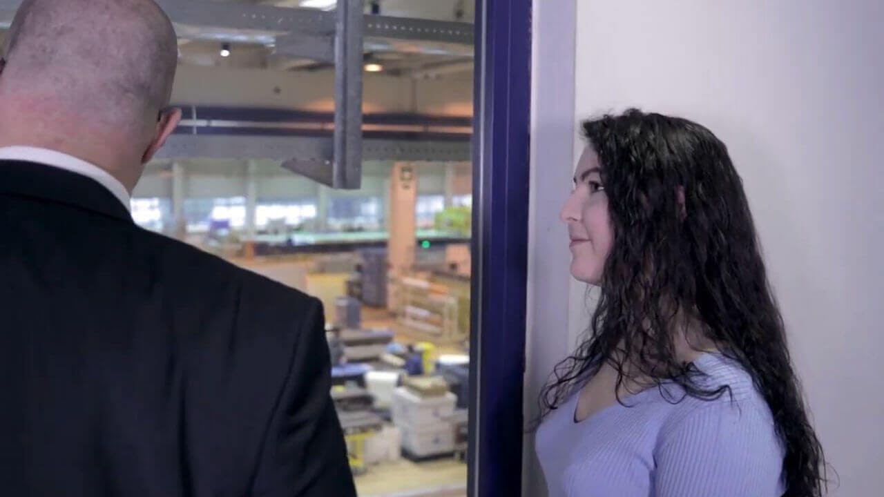 zum Laden des Video bitte anklicken Platzhalter